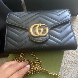 Gucci chain purse